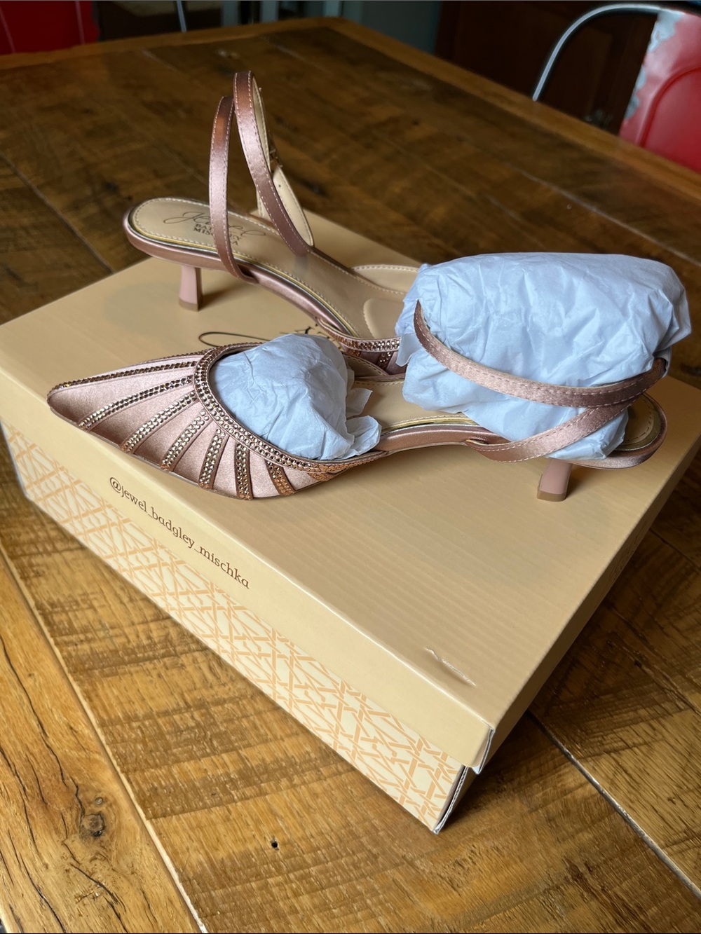 Jewel Badgley Mischka Rose Gold Satin Pointed Toe Slingback Kitten Heels